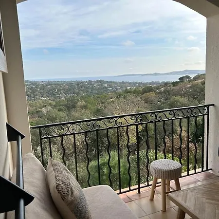 'bellevue' Pres De Saint Tropez Διαμέρισμα *